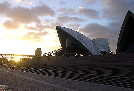 sydney opera house photo